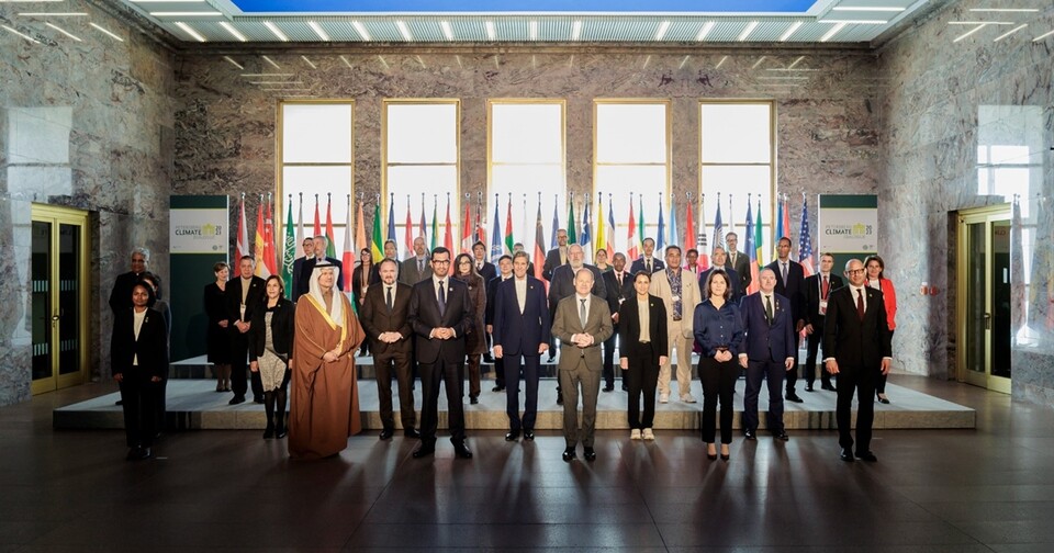 4일 피터스버그 기후대화에 참석한 인사들. (사진 COP28 UAE 트위터)/뉴스펭귄