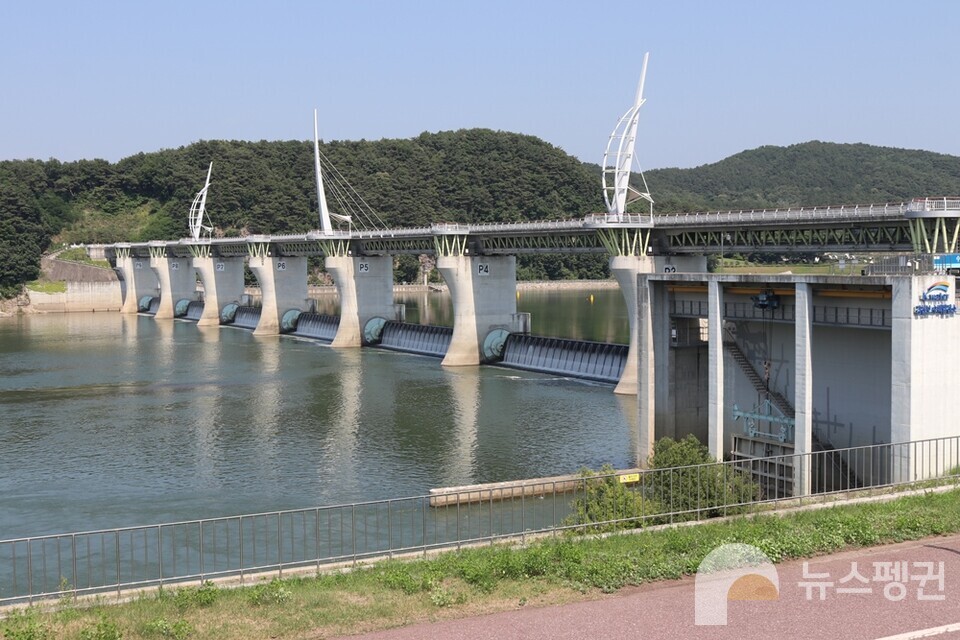 강천보. (사진 조은비 기자)/뉴스펭귄