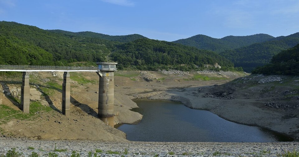 가뭄으로 인해 수위가 낮아졌다. (사진 클립아트코리아)/뉴스펭귄