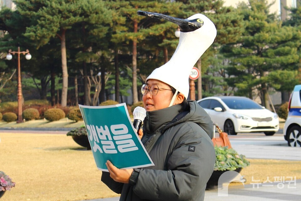 평화바람의 한선남 활동가. (사진 남예진 기자)/뉴스펭귄