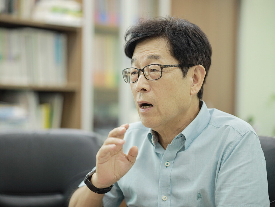 장 이사장은 환경운동이  ‘세상의 여러 존재를 대신해 목소리를 내는 일’이라고 말했다. (사진 배진주 기자)/뉴스펭귄