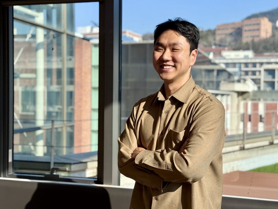 신원협 대표는 심각하고 조용히 퍼져나가고 있는 생태계 교란 식물에 대한 관심을 당부했다. (사진 곽은영 기자)/뉴스펭귄