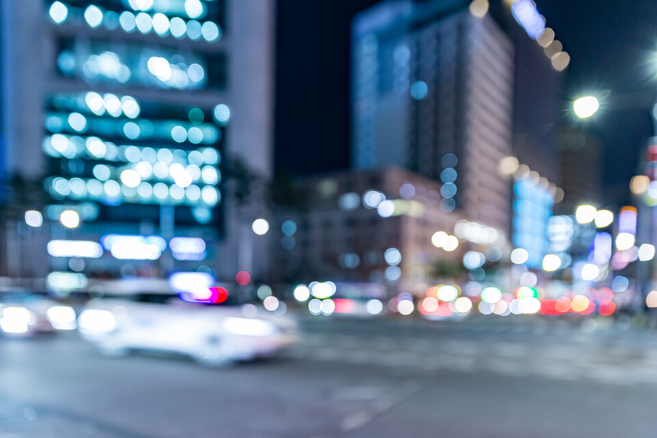 밤을 낮처럼 밝히는 우리나라 도시의 불빛들. (사진 클립아트코리아)/뉴스펭귄