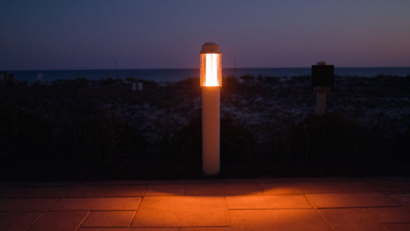 거북 친화적 조명. (사진 미국 플로리다 피넬라스 카운티 Pinellas County)/뉴스펭귄