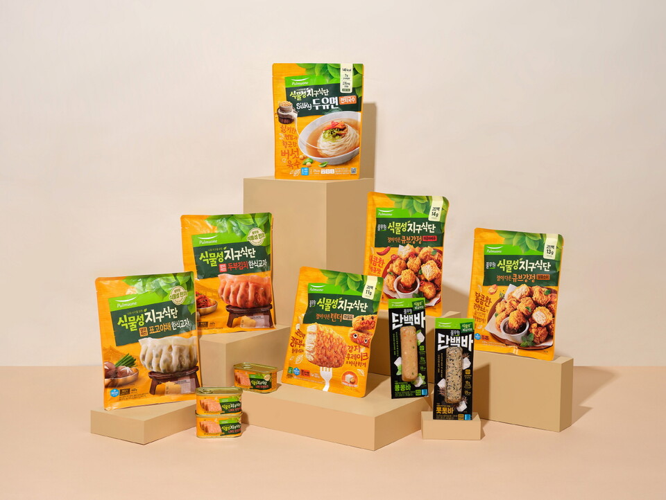 풀무원의 지속가능식품 사업의 중심에는 식물성 지향 식품 전문 브랜드 ‘풀무원지구식단’이 있다. (사진 풀무원)/뉴스펭귄
