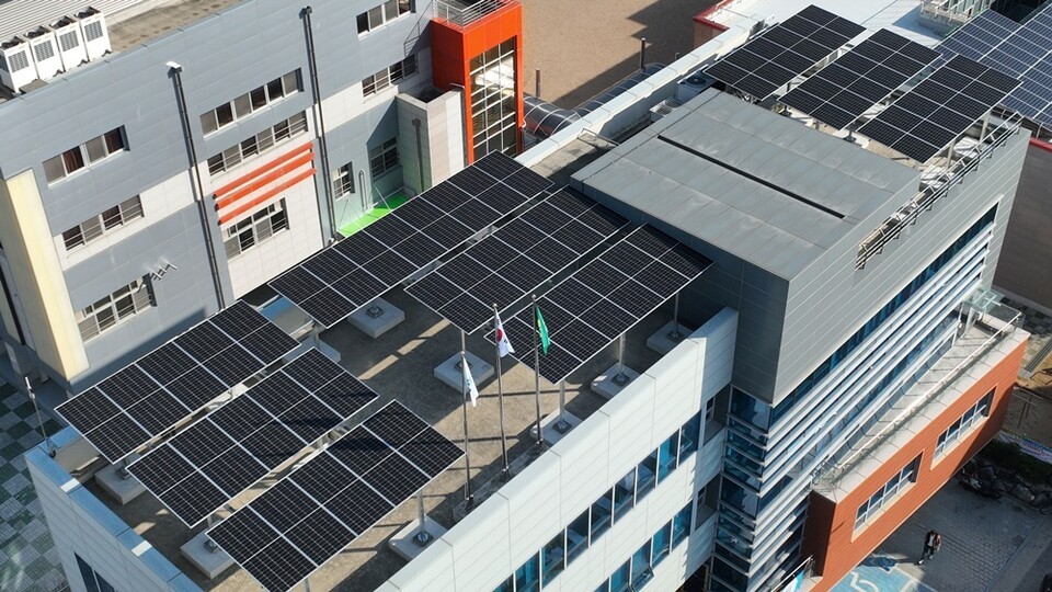 전국기후정책자랑에 선정된 사례들은 기후위기를 해결하는 길이 멀리 있는 것이 아니라 마을과 도시, 일상 속에서 시작될 수 있음을 보여줬다는 평가. (사진 대구 달서구 제공)/뉴스펭귄