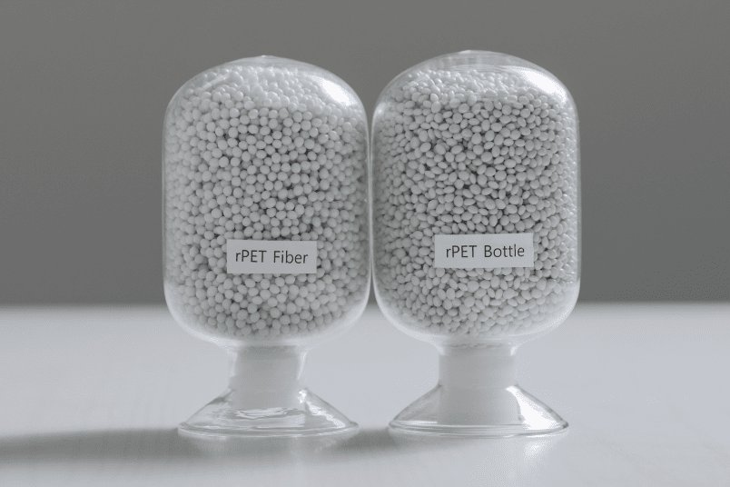 삼양에코테크가 폐페트병으로 생산하는 재활용 페트칩. (사진 삼양그룹)/뉴스펭귄