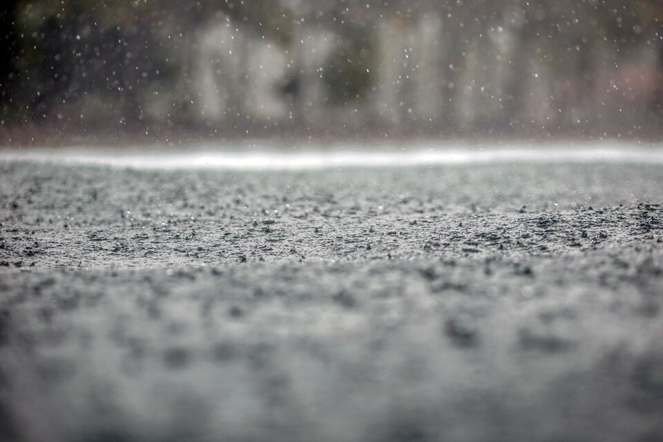 10월 전국 강수량과 강수일수는 모두 관측 이래 최고치를 기록했다.(사진 클립아트코리아)/뉴스펭귄