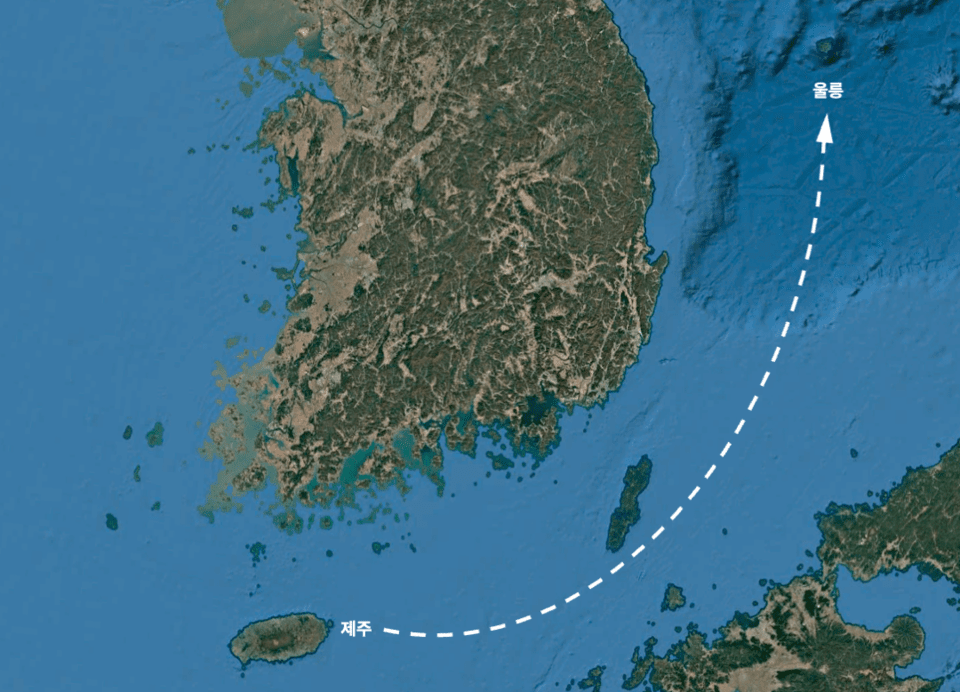 제주 바다에서만 보이던 미생물이 울릉도 바다에서 발견된 사례도 있다. (사진 구글 어스, 본지DB)/뉴스펭귄