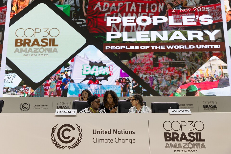 브라질에서 열린 제30차 유엔기후변화협약 당사국총회(COP30)가 결정문에 화석연료 퇴출을 명시하지 못한 채 막을 내렸다. (사진 UN Climate Change/Kiara Worth)