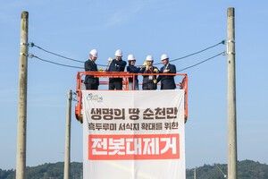 겨울철새 간판 삼은 두 도시, 왜 '순천만'은 살리고 '구미시'는 죽였나