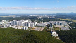 [온실가스 100만톤클럽 시즌3] 배출량 45% 줄인 LG디스플레이...감축 1위... - 뉴스 썸네일 이미지